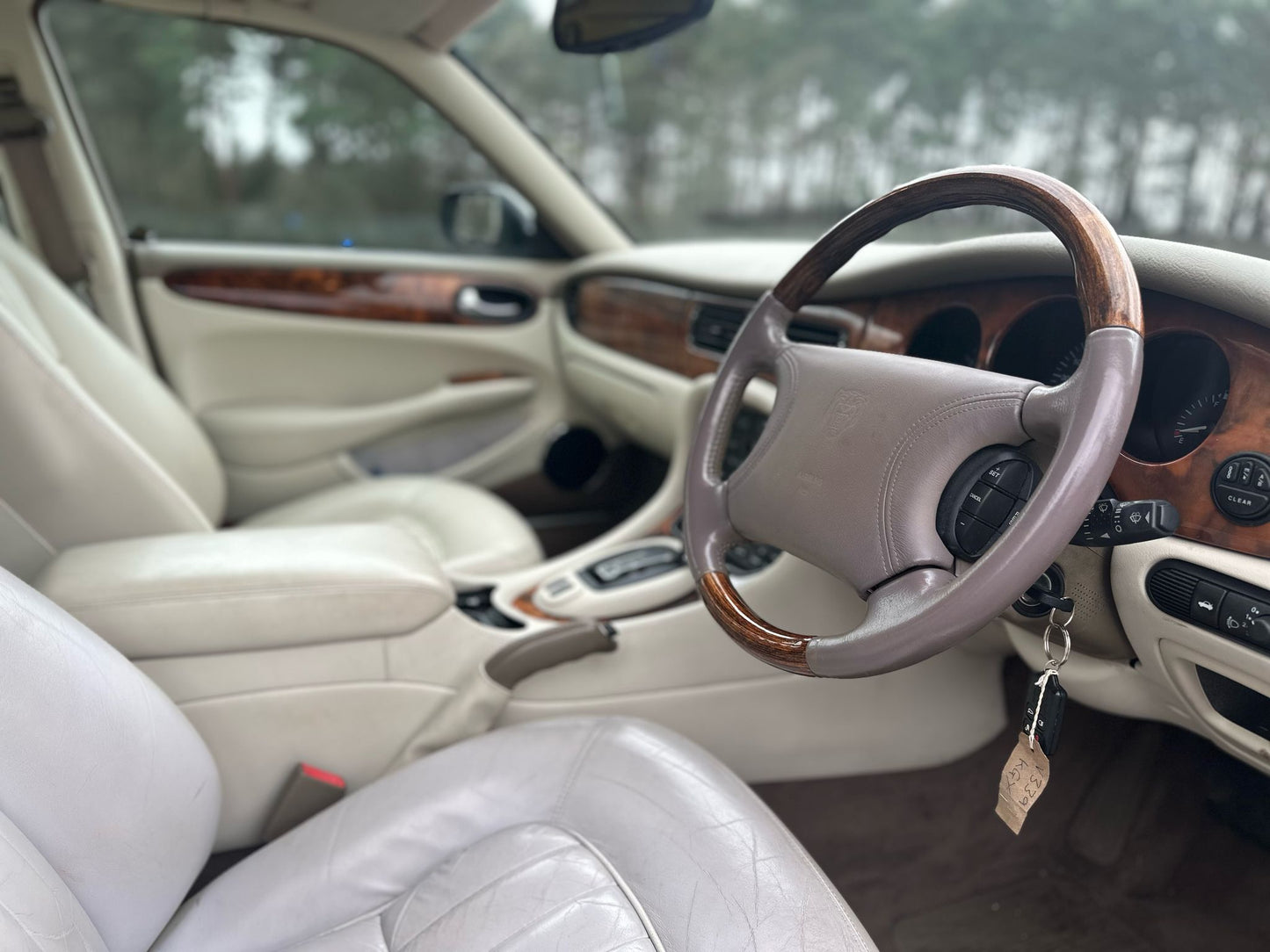 2000 JAGUAR SOVEREIGN V8 AUTO – 4.0L PETROL – AUTOMATIC – 63K MILES >>--NO VAT ON HAMMER--<<