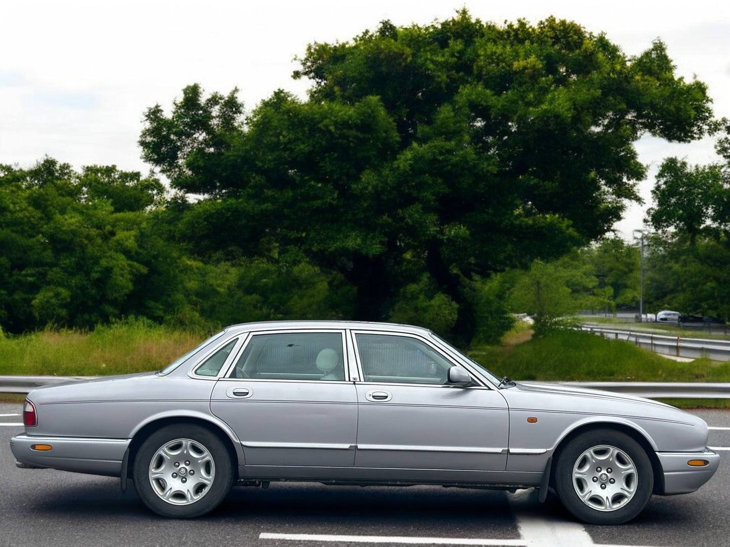 2000 JAGUAR SOVEREIGN V8 AUTO – 4.0L PETROL – AUTOMATIC – 63K MILES >>--NO VAT ON HAMMER--<<