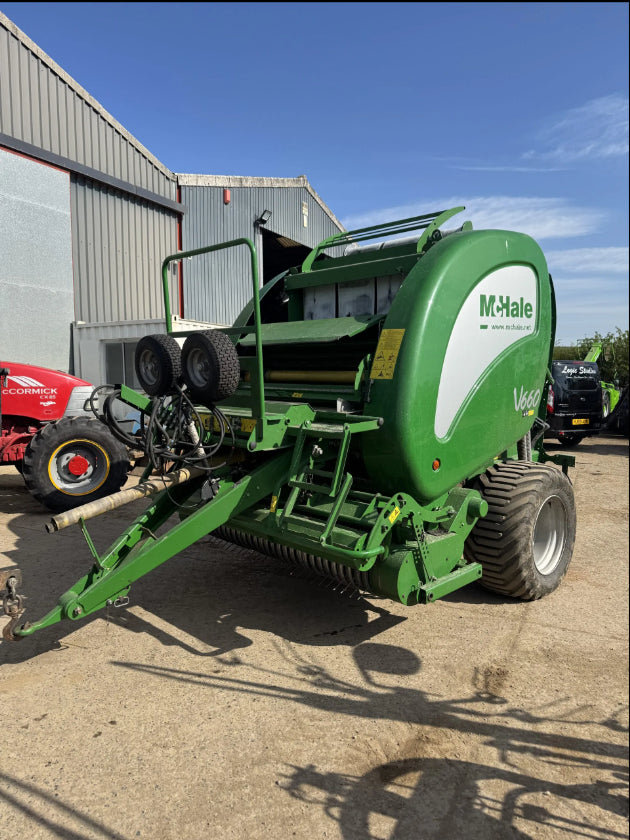 2014 MCHALE V660 VARIABLE CHAMBER ROUND BALER