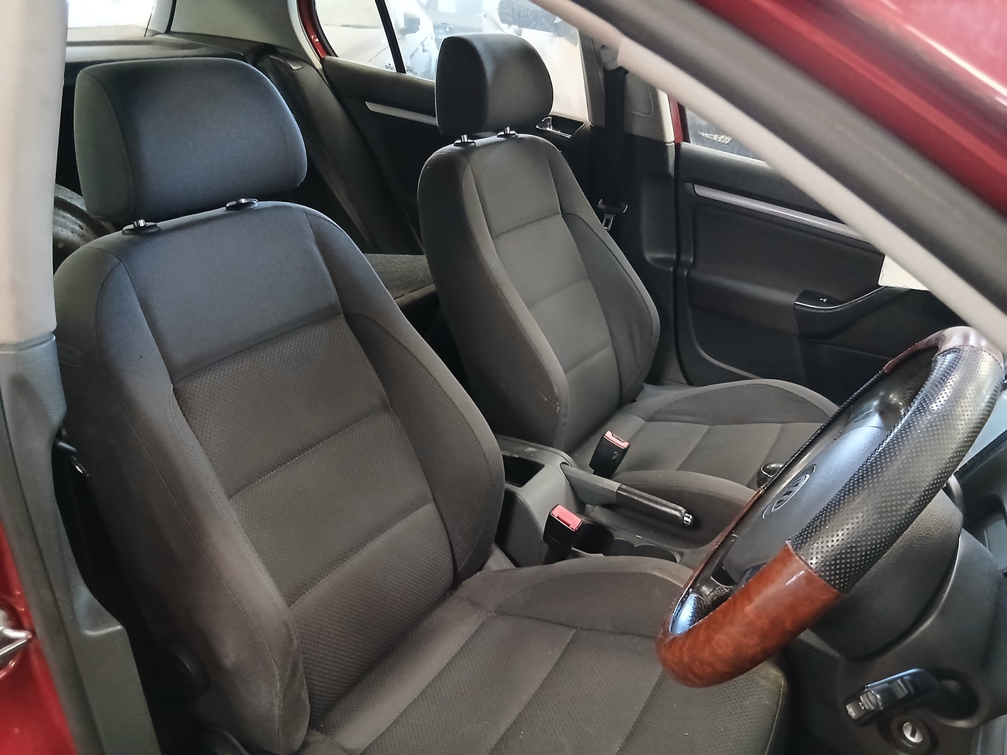 2005 VOLKSWAGEN GOLF GT TDI – 2.0 DIESEL – MANUAL – 5 DOOR HATCHBACK – RED >>--NO VAT ON HAMMER--<<
