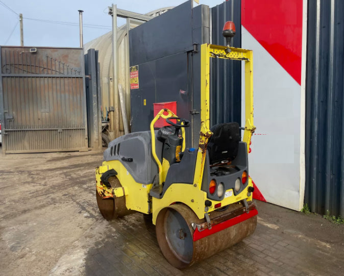 HAMM HD 10C VV ROLLER (2011)
