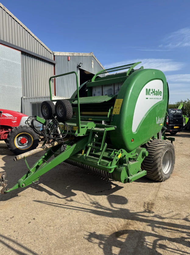 2014 MCHALE V660 VARIABLE CHAMBER ROUND BALER