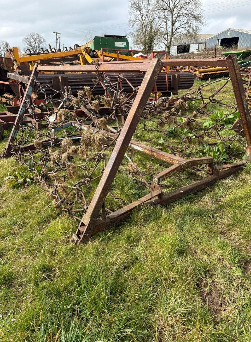 PARMITER 16FT FOLDING CHAIN HARROWS
