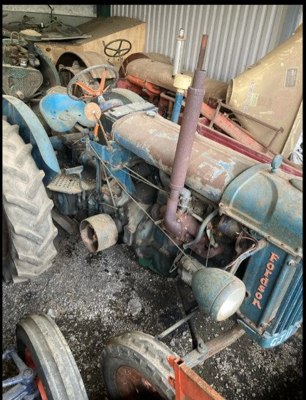FORDSON E27N MAJOR TRACTOR - ELECTRIC START >>--NO VAT ON HAMMER--<<