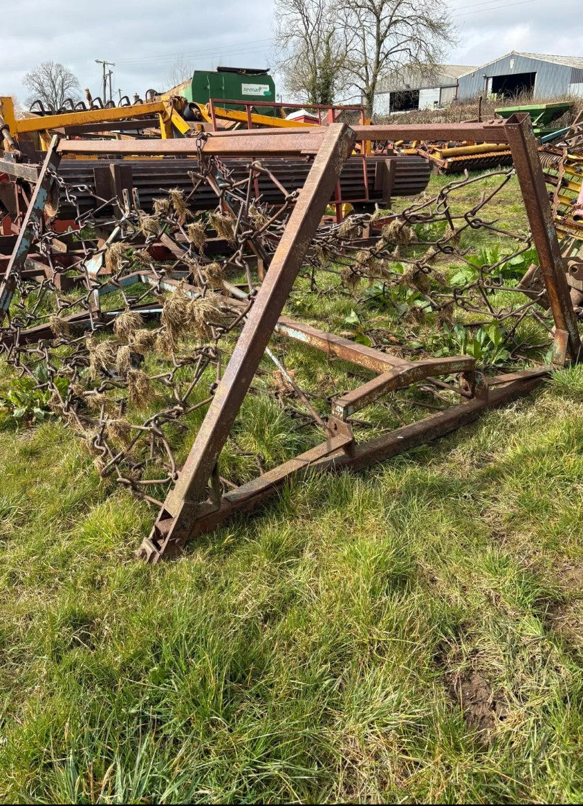 PARMITER 16FT FOLDING CHAIN HARROWS