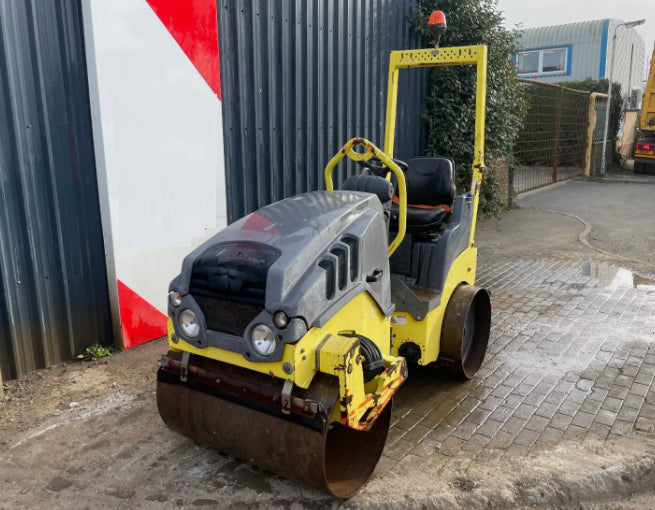 HAMM HD 10C VV ROLLER (2011)