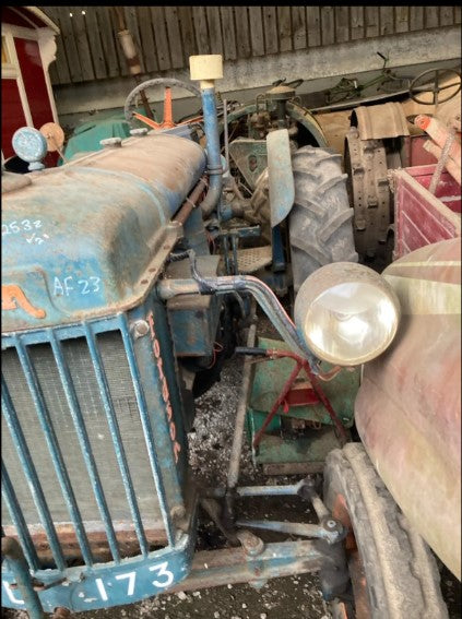 FORDSON E27N MAJOR TRACTOR - ELECTRIC START >>--NO VAT ON HAMMER--<<