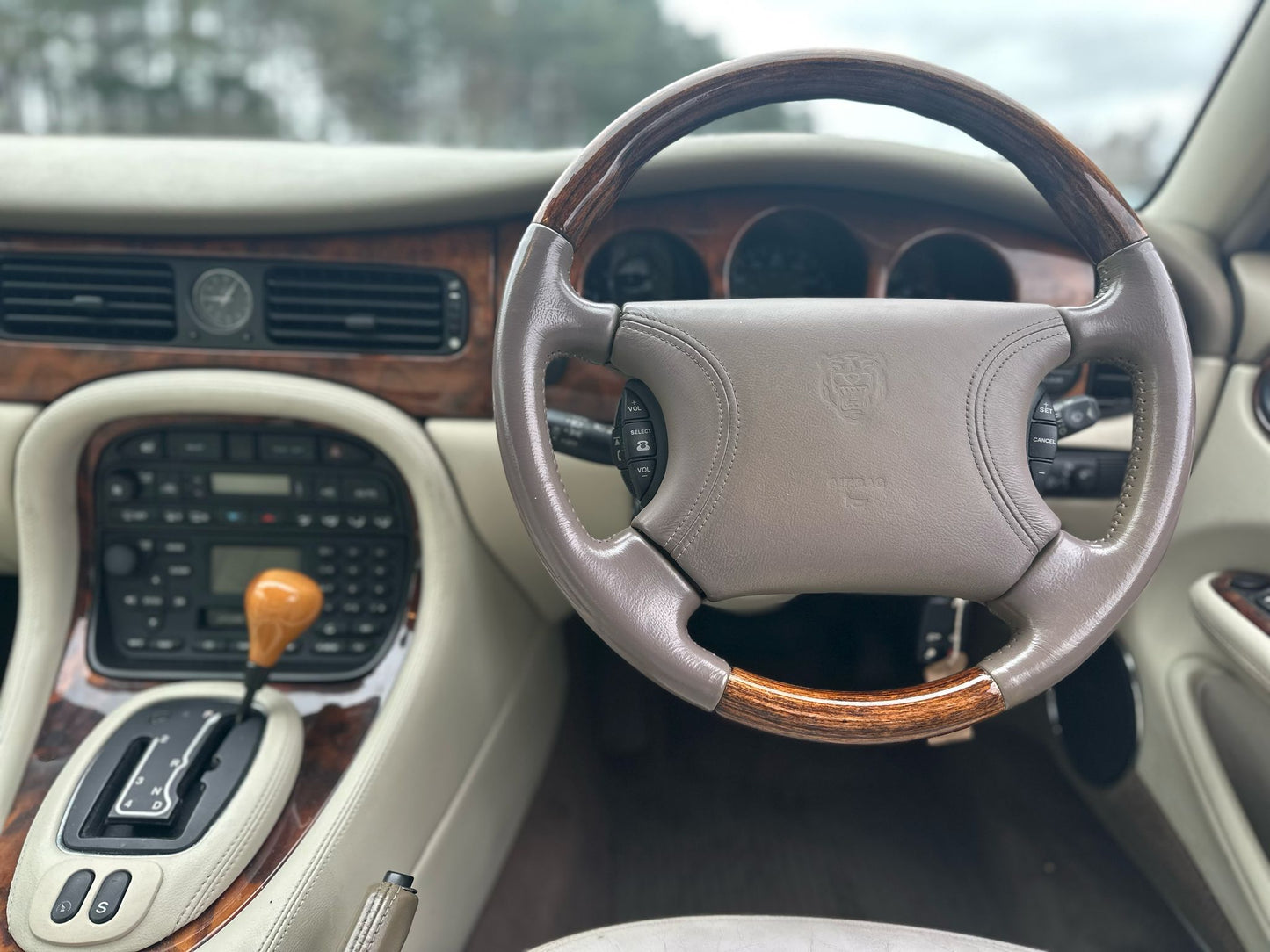 2000 JAGUAR SOVEREIGN V8 AUTO – 4.0L PETROL – AUTOMATIC – 63K MILES >>--NO VAT ON HAMMER--<<