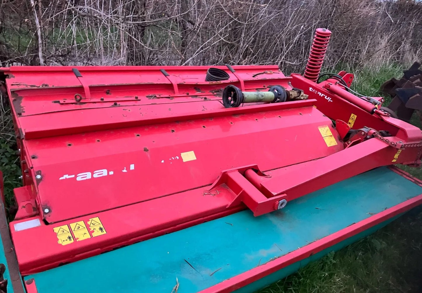 KVERNELAND TAARUP 3028 MOWER CONDITIONER
