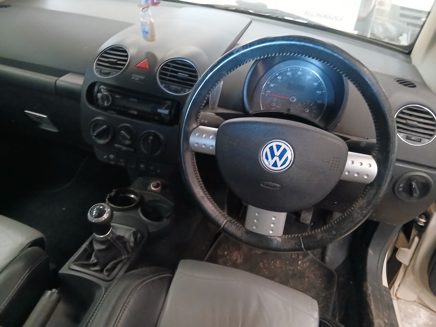 2005 VOLKSWAGEN BEETLE CABRIOLET – CONVERTIBLE – 1595CC PETROL >>--NO VAT ON HAMMER--<<