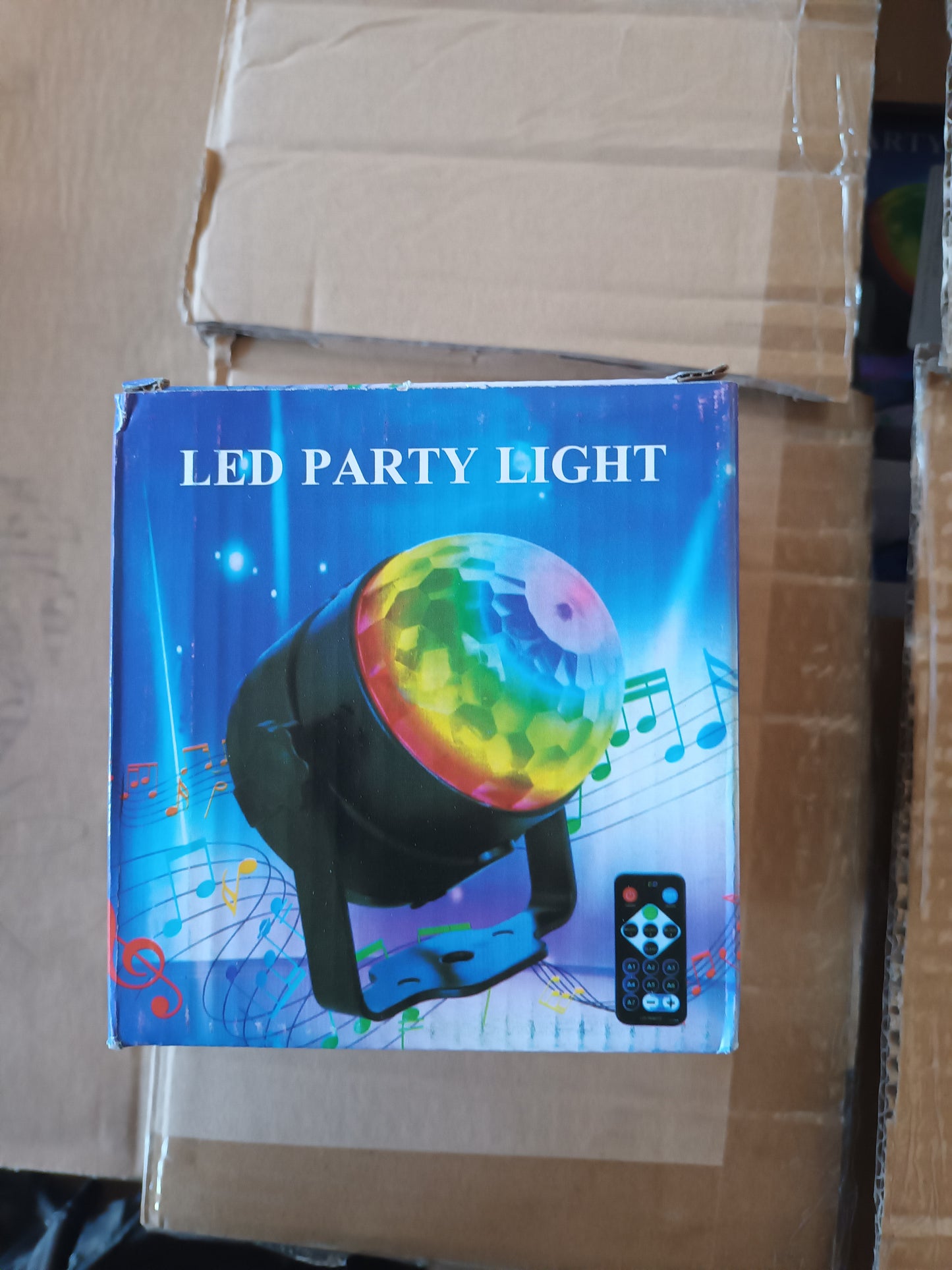 MIXED PALLET PARTY LIGHTS / CAMERA CASES