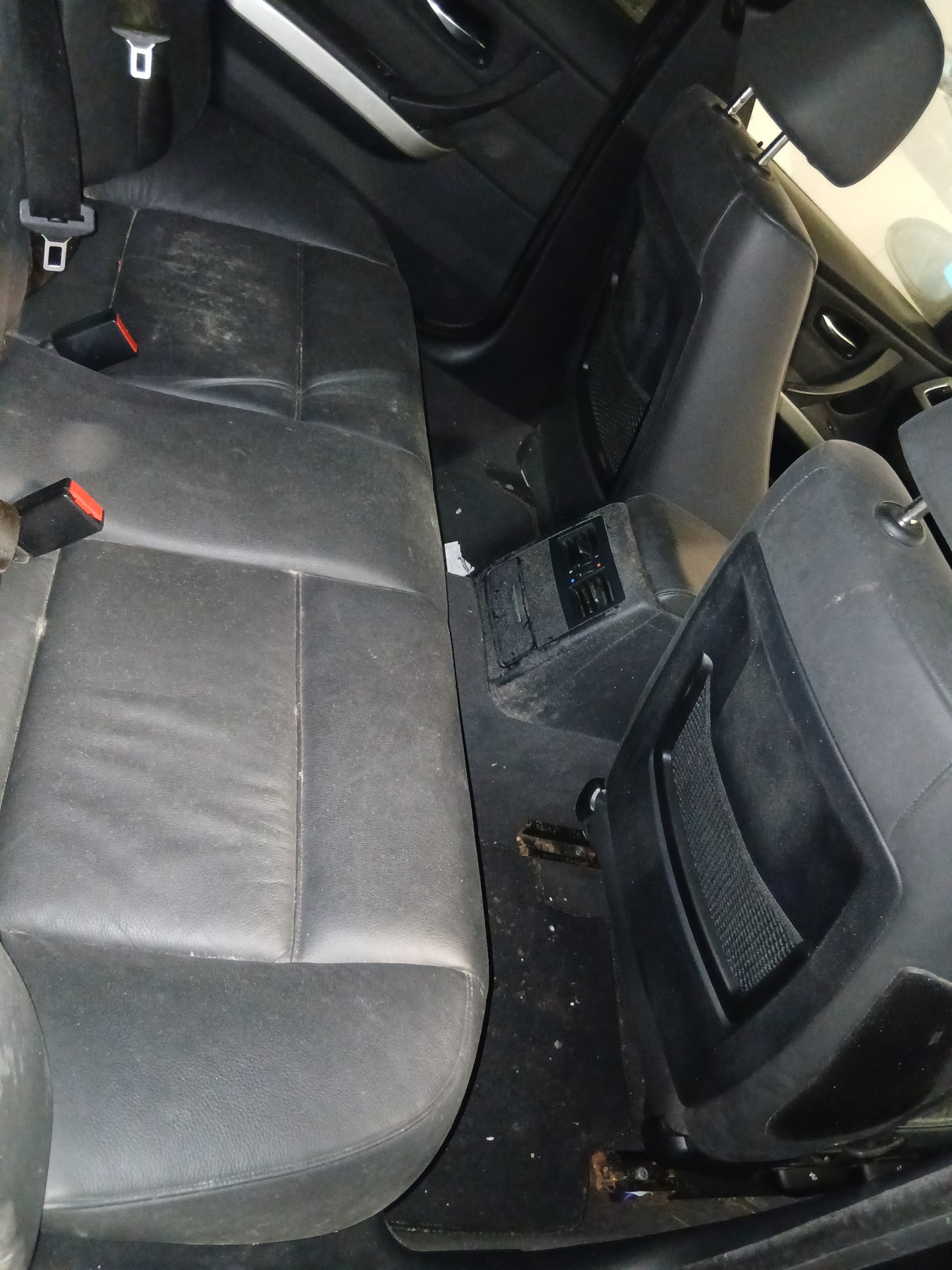 2006 BMW 318D M SPORT SALOON – 2.0 DIESEL – MANUAL >>--NO VAT ON HAMMER--<<