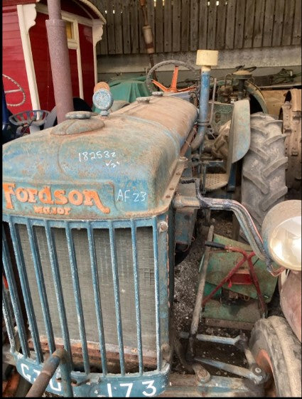 FORDSON E27N MAJOR TRACTOR - ELECTRIC START >>--NO VAT ON HAMMER--<<