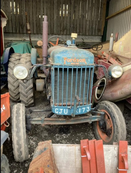 FORDSON E27N MAJOR TRACTOR - ELECTRIC START >>--NO VAT ON HAMMER--<<