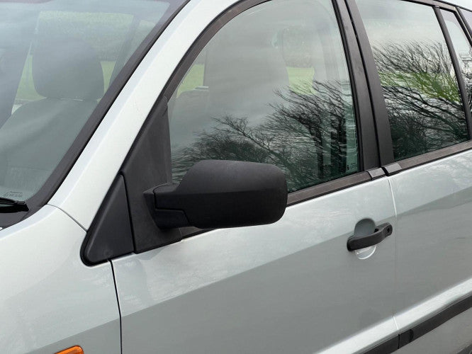 2004 FORD FUSION 1.4 16V 5DR >>--NO VAT ON HAMMER--<<