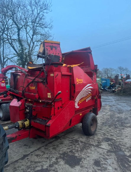 TEAGLE TOMAHAWK 8100 STRAW CHOPPER