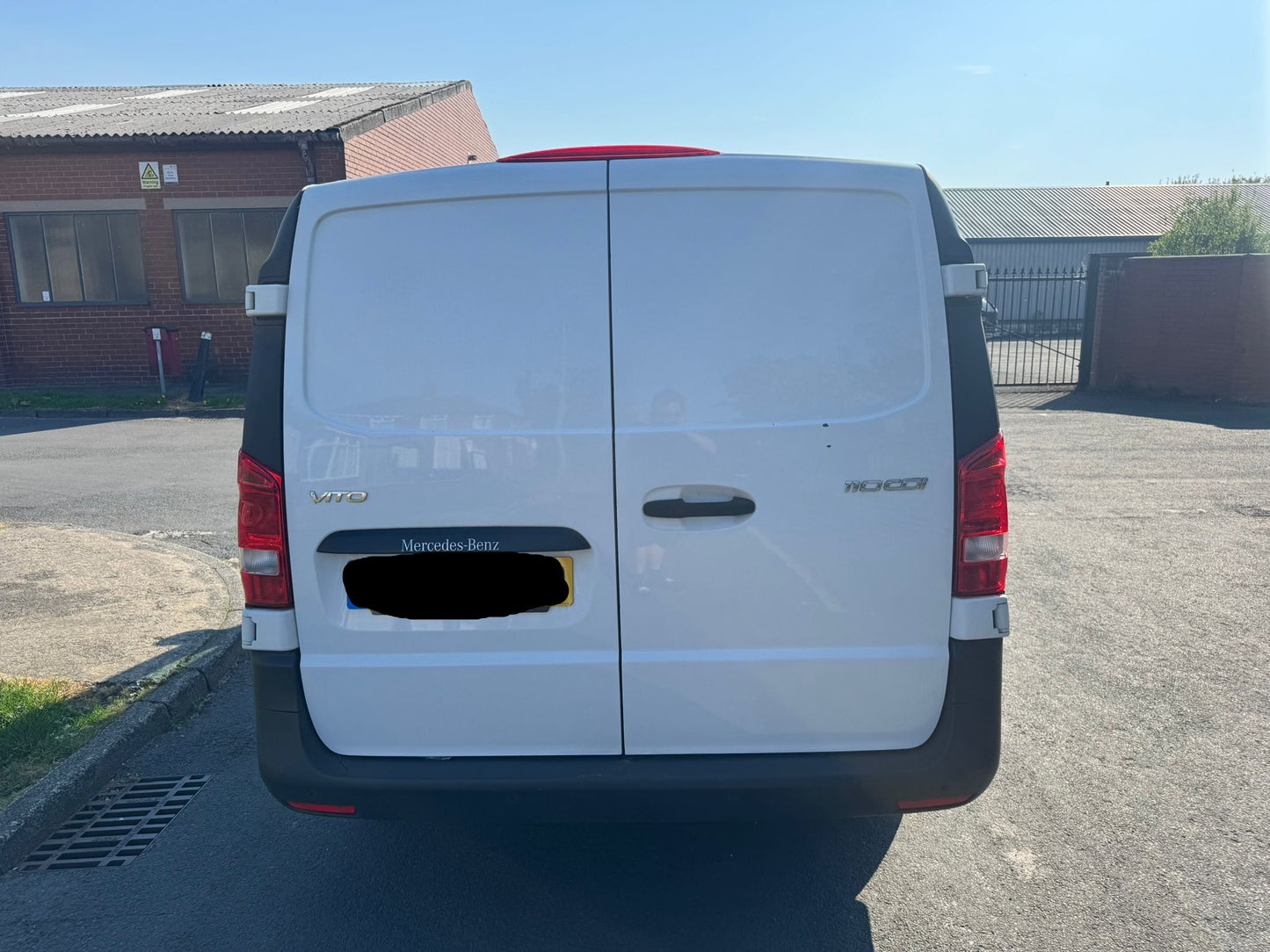 2020 MERCEDES-BENZ VITO 110 PURE CDI LWB FRIDGE VAN – EURO 6 – 6 SPEED MANUAL