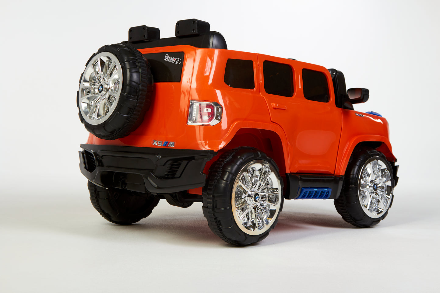 ORANGE KIDS ELECTRIC RIDE ON CAR WITH PARENTAL CONTROL BRAND NEW BOXED