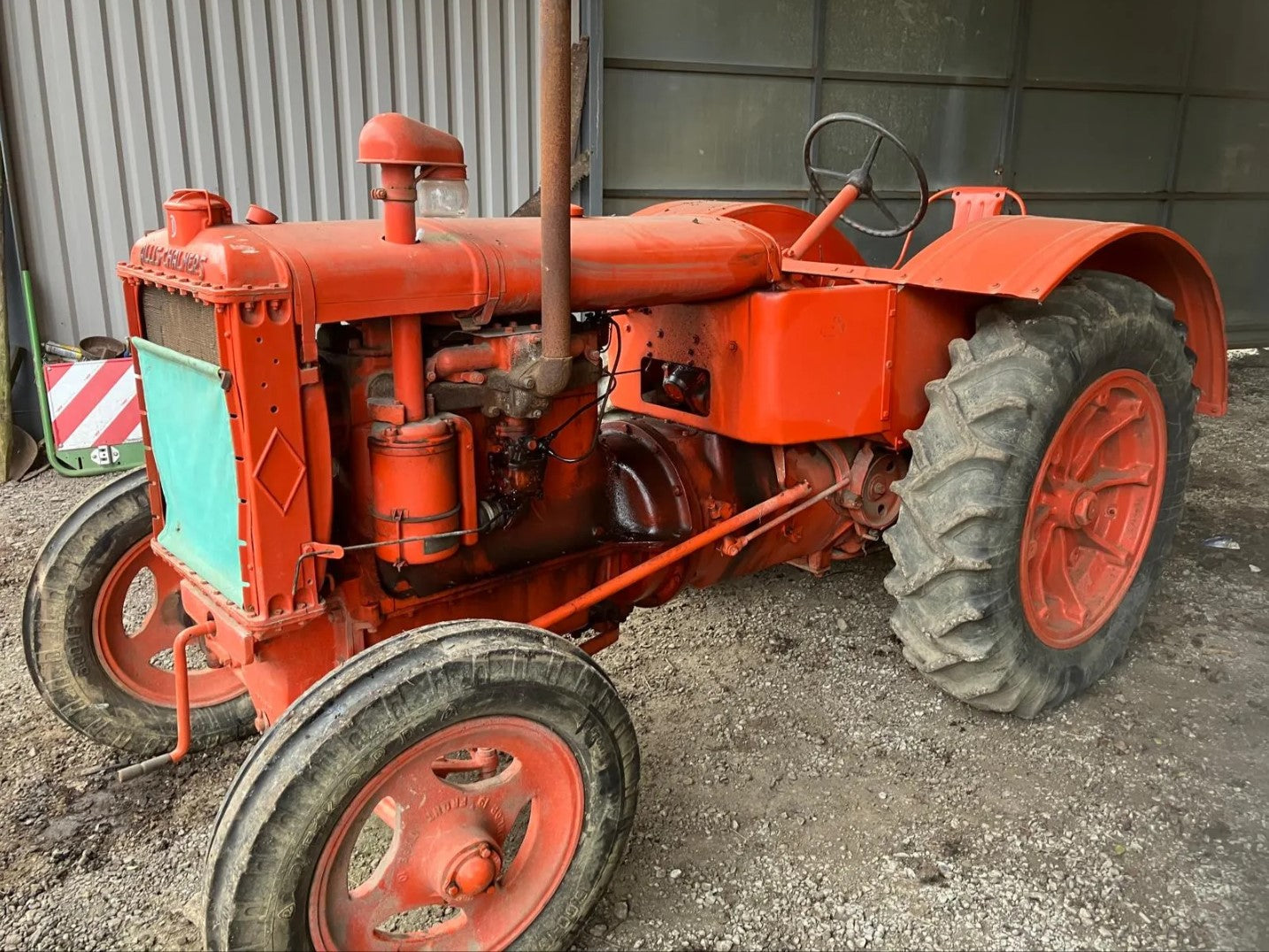 ALLIS CHALMERS U TRACTOR TIDY