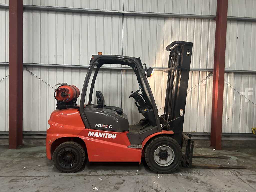 2014 MANITOU MI30G LPG FORKLIFT