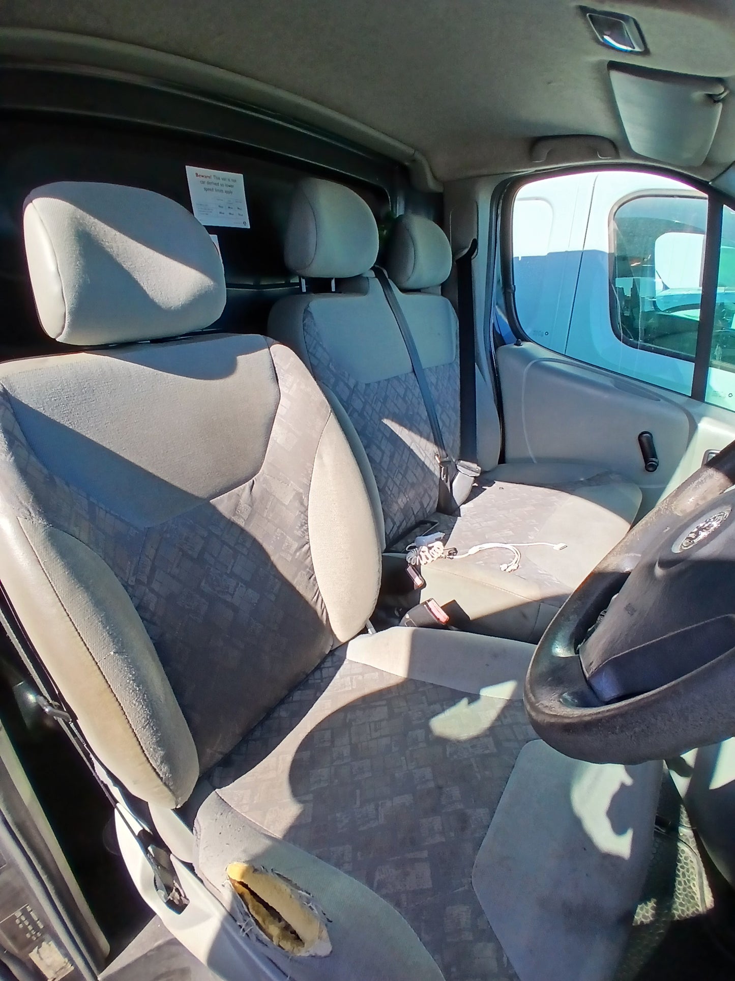 2005 VAUXHALL VIVARO 2700 DTI SWB PANEL VAN – MANUAL >>--NO VAT ON HAMMER--<<