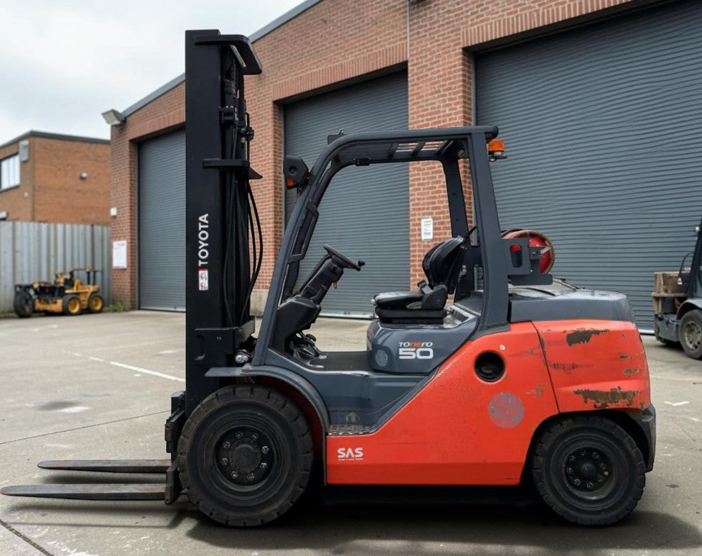 TOYOTA 8FG45N LPG FORKLIFT