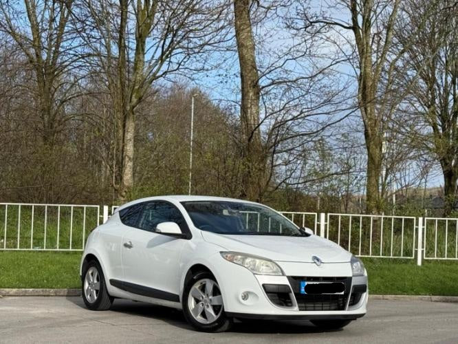 **(ONLY 114K MILEAGE)** 2010 RENAULT MEGANE 1.9 DCI PRIVILEGE TOMTOM >>--NO VAT ON HAMMER--<<