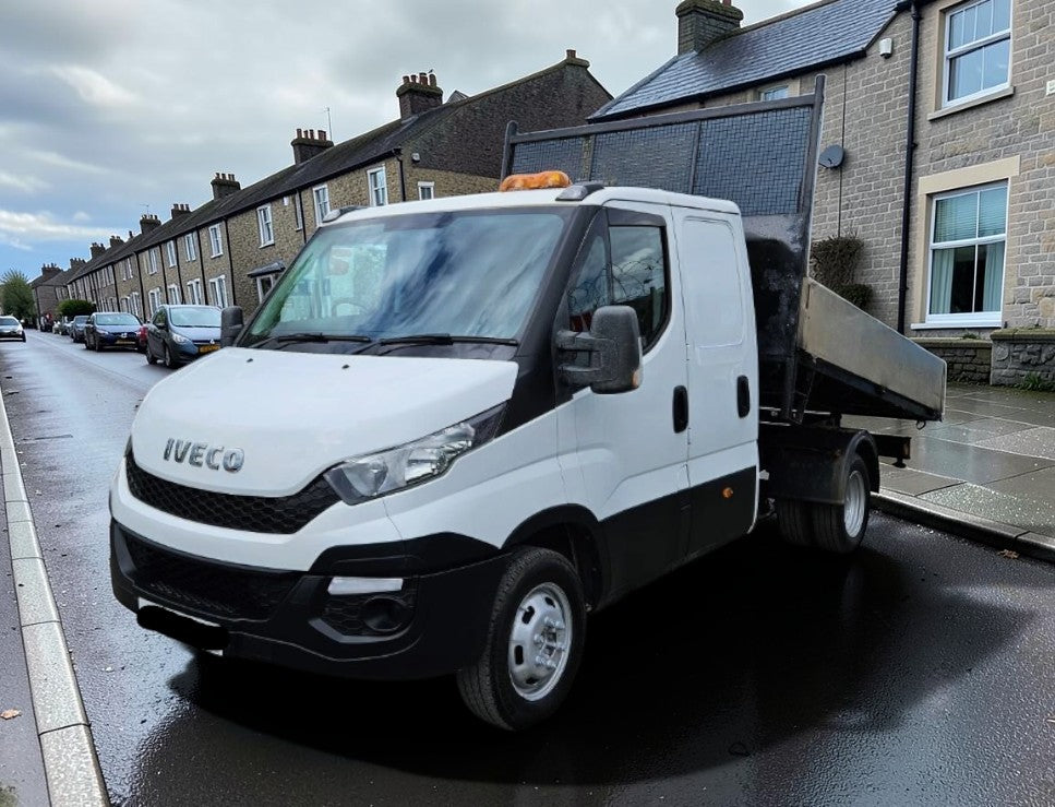 **(ONLY 103K MILEAGE)** 2016 IVECO DAILY 35C13 2.3 DIESEL MANUAL CAB WHITE >>--NO VAT ON HAMMER--<<