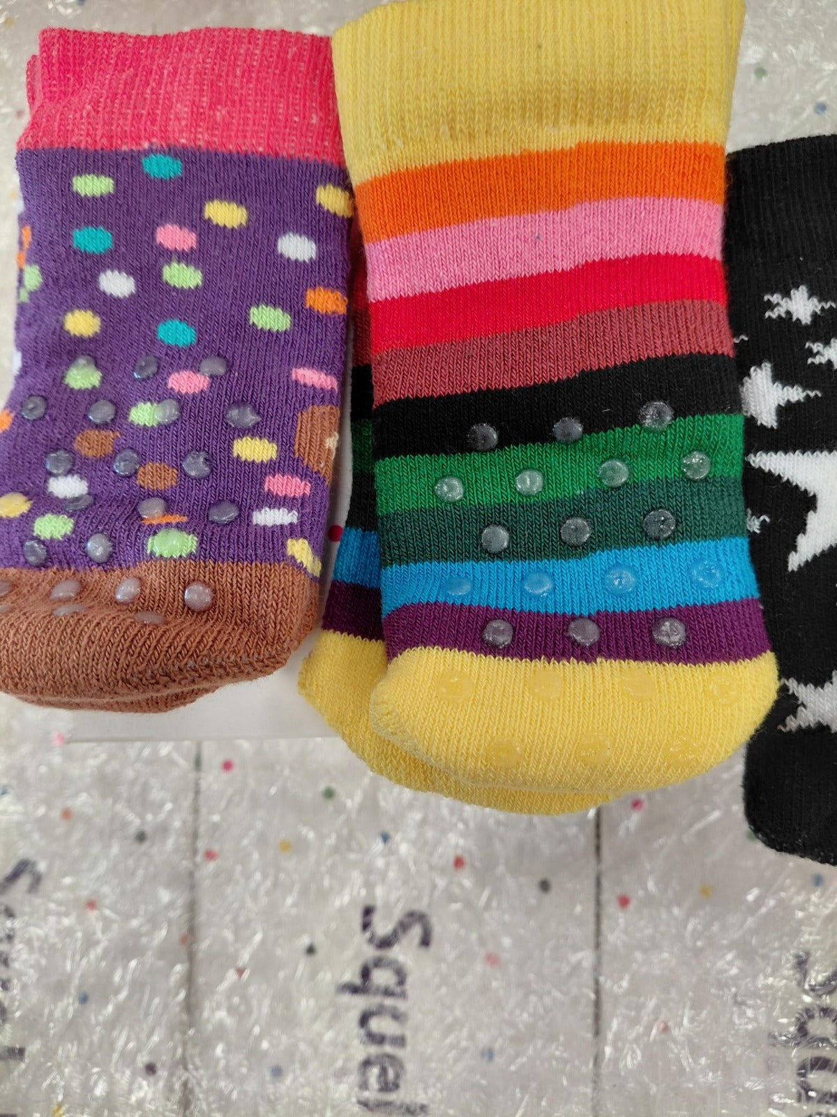 6X CARTONS SQUELCH BABIES SOCKS 0-12 MONTHS