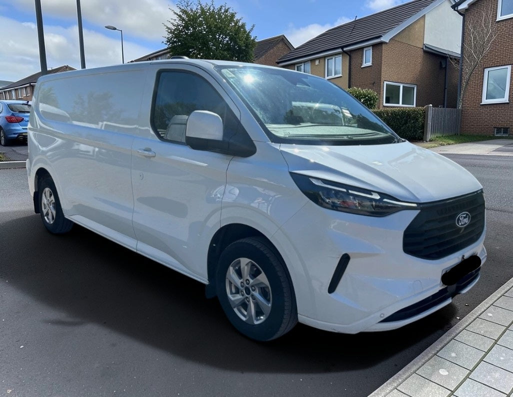 **(ONLY 30K MILEAGE)** 2024/24 FORD TRANSIT CUSTOM 2.0 ECOBLUE L2H1 LWB LIMITED