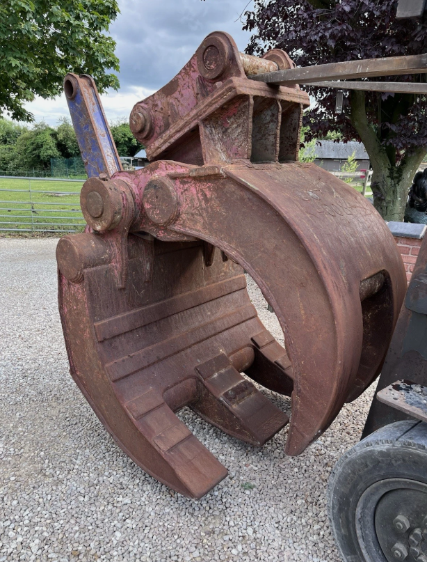 EXCAVATOR SCRAP / GRAVEL 5-FINGER GRAPPLE