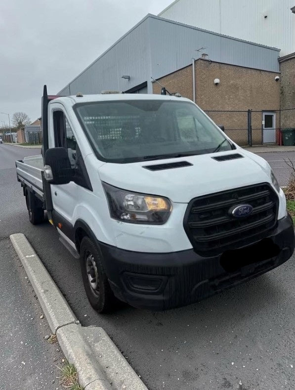 **(ONLY 75K MILEAGE)** 2020 FORD TRANSIT 350 LEADER ECOBLUE 2.0 DIESEL MANUAL CHASSIS CAB
