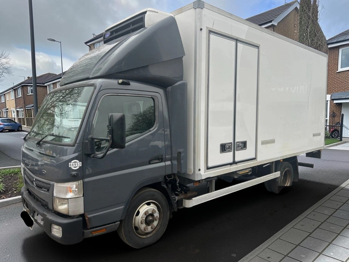 2019/69 MITSUBISHI FUSO CANTER 7C18 38 AUTO 20FT FRIDGE FREEZER