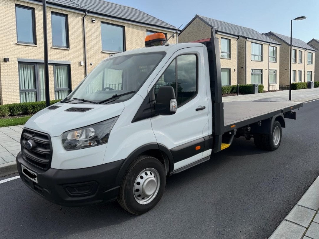 **(ONLY 65K MILEAGE)** 2023 FORD TRANSIT 350 LEADER ECOBLUE 2.0 DIESEL MANUAL CHASSIS CAB WHITE