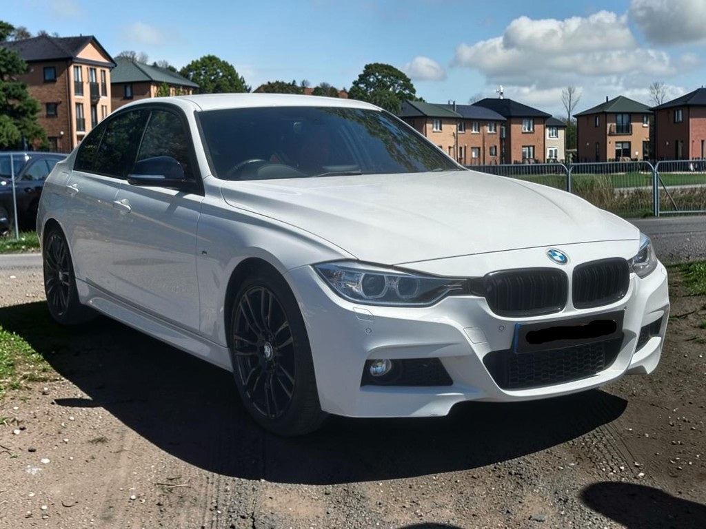 **(ONLY 65K MILEAGE)** 2015 BMW 328I M SPORT AUTO SALOON >>--NO VAT ON HAMMER--<<