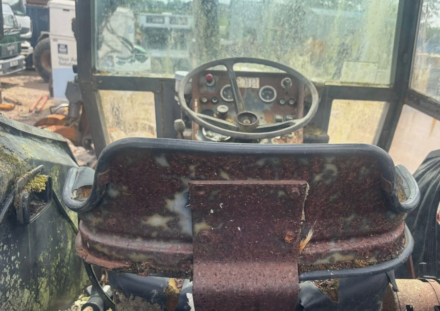 DAVID BROWN 1212 4WD TRACTOR