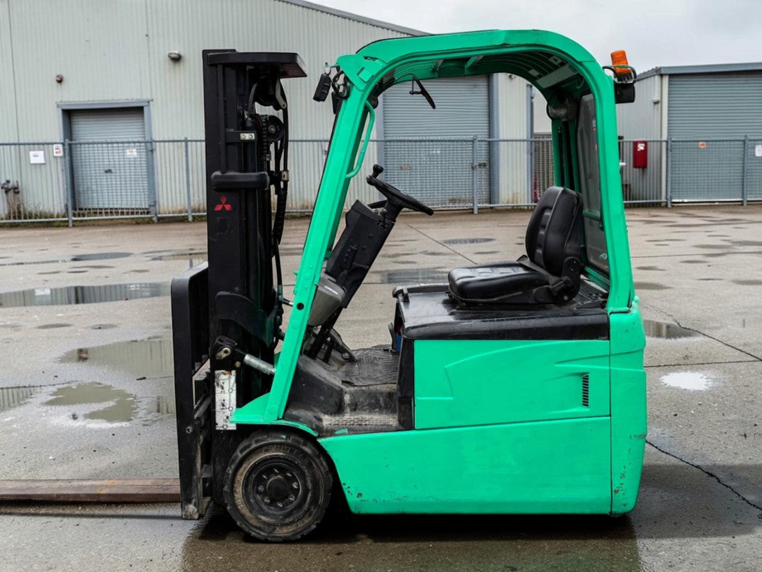 **(INCLUDES CHARGER)** 2009 MITSUBISHI ELECTRIC FORKLIFT FB16NT