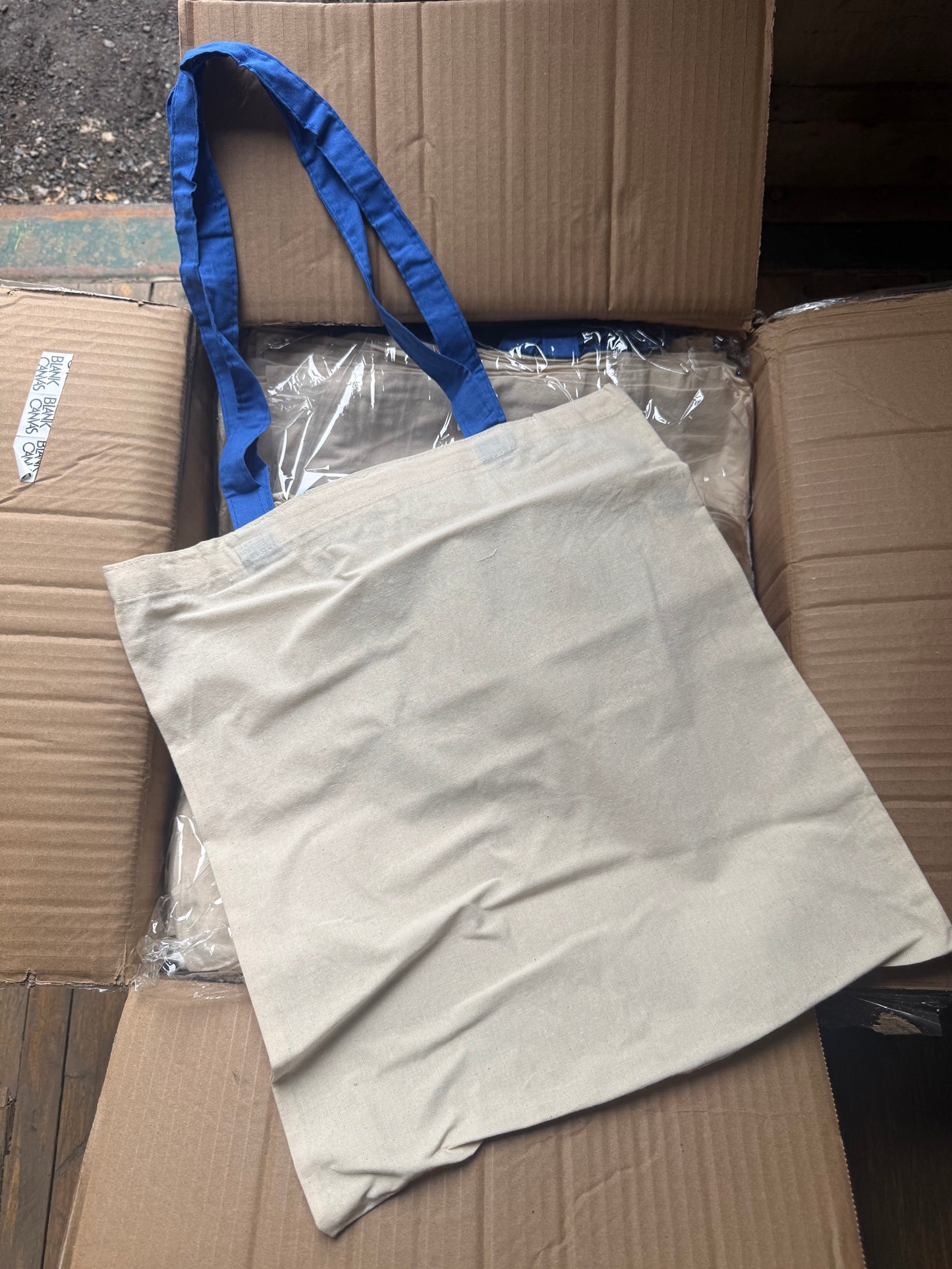 200X 6OZ 100% COTTON SHOPPER TOTE BAGS WITH BLUE HANDLES