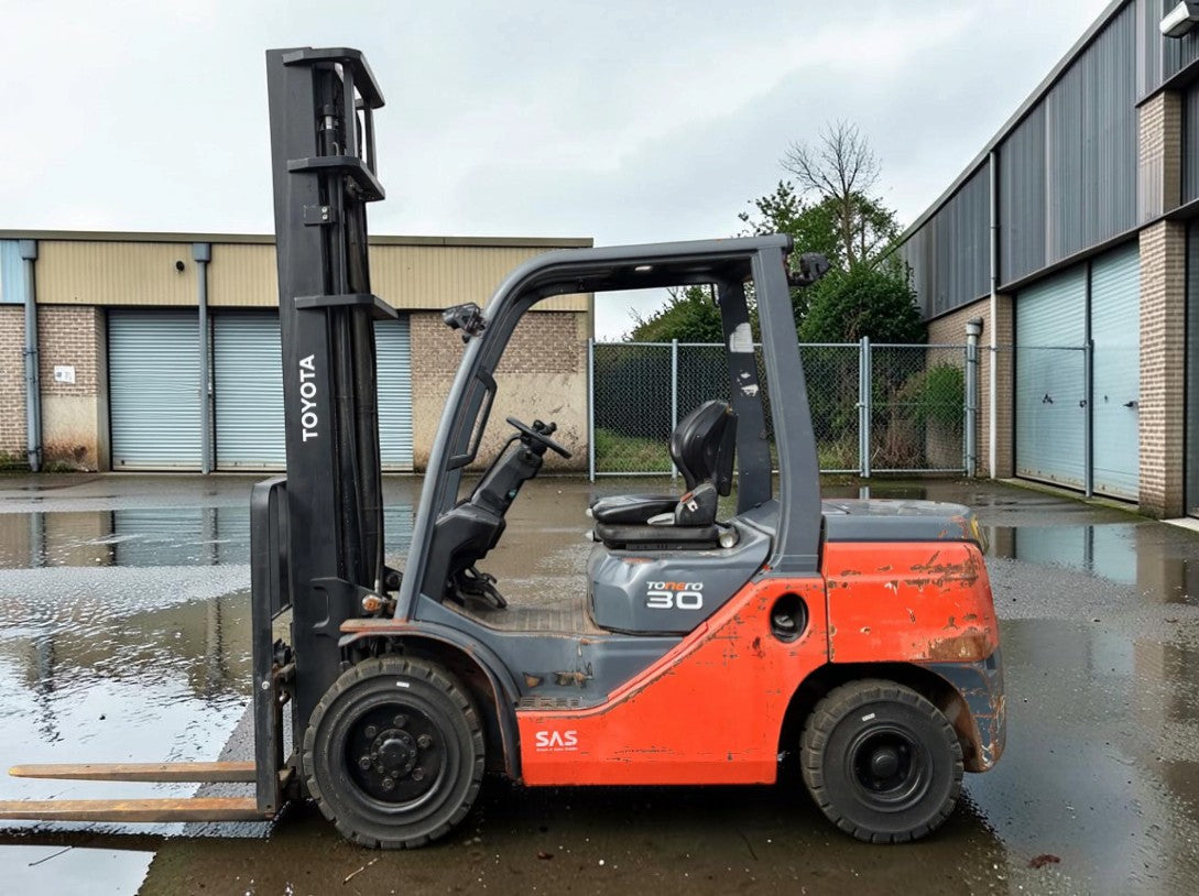 2021 TOYOTA 52-8FDF30 3T DIESEL FORKLIFT