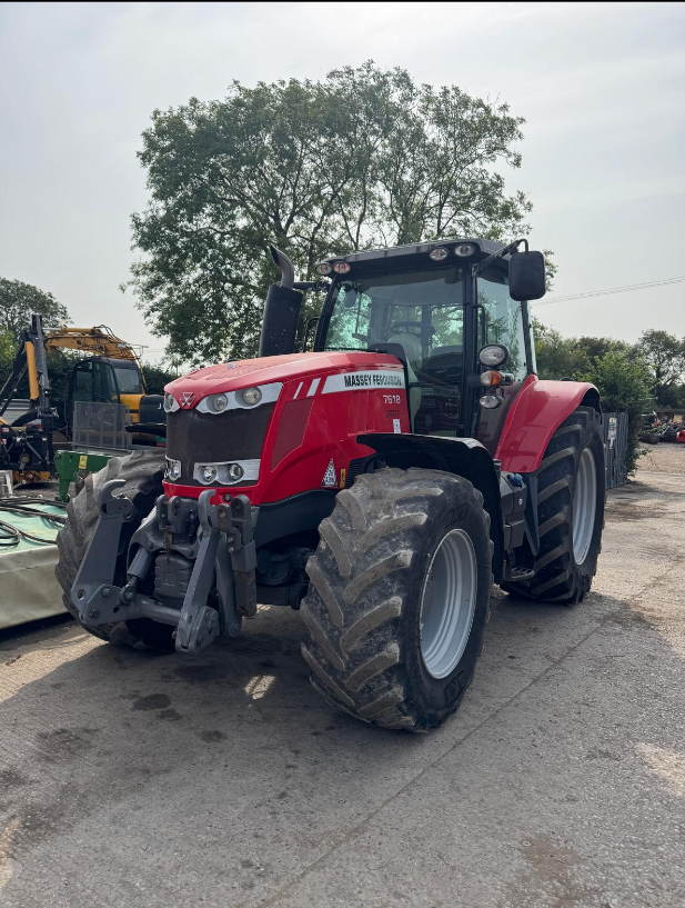 2014 MASSEY FERGUSON 7618 TRACTOR