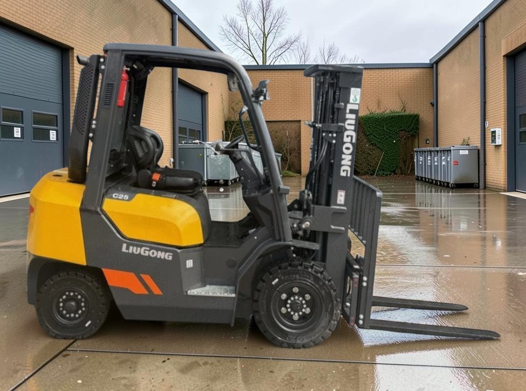 2026 LIUGONG CLG2025H 2.5T 4.5M DIESEL FORKLIFT – 3 HOURS