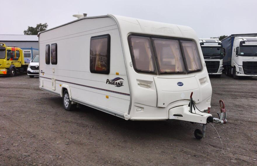 2005 BAILEY PAGEANT PROVENCE CARAVAN >>--NO VAT ON HAMMER--<<