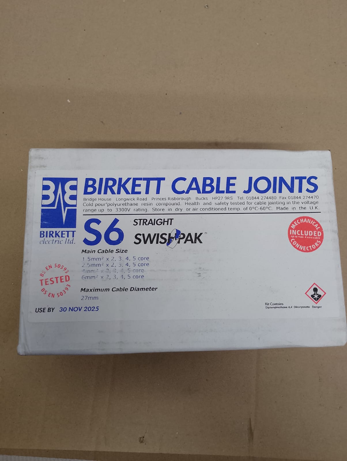 JOBLOT X 2 CRATES NUMBER 19 RESELLER CARBOOT MARKET