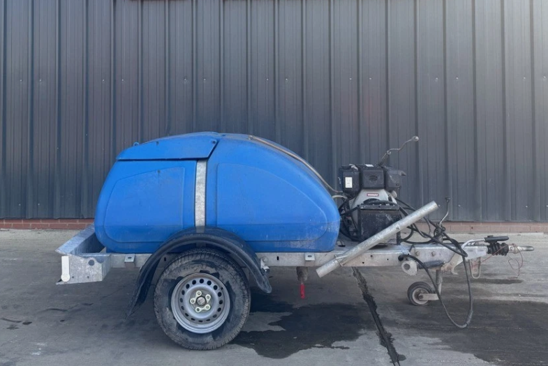 2011 WESTERN GLOBAL H250P 1,100L HIGHWAY TOW PRESSURE WASHER BOWSER
