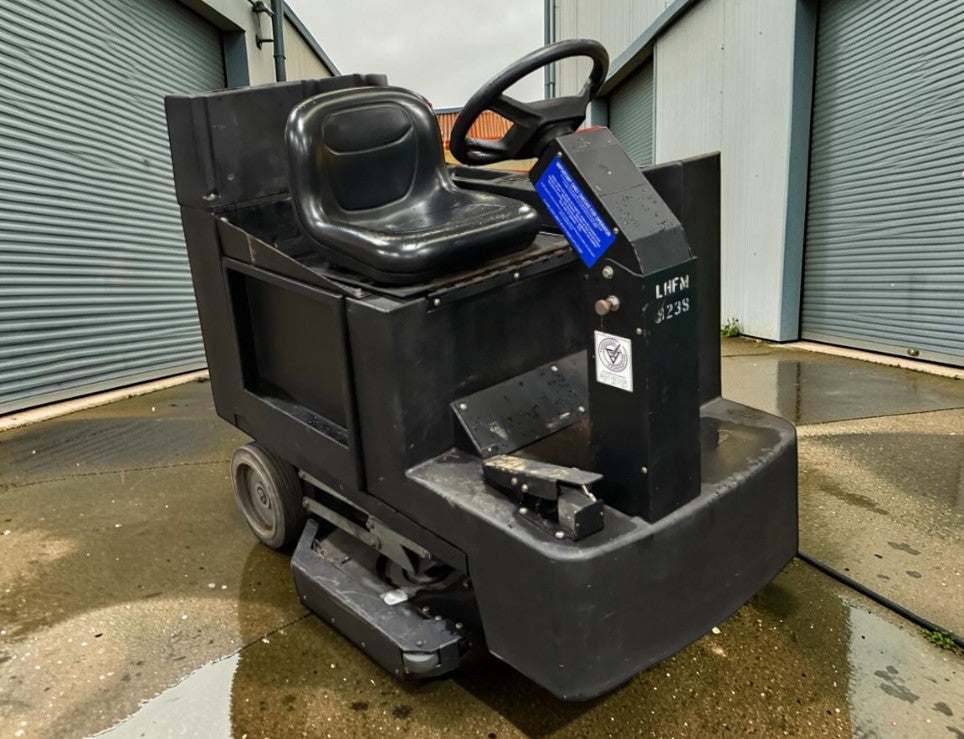 **(INCLUDES CHARGER)** NSS CHAMP 3529RB ELECTRIC FORKLIFT
