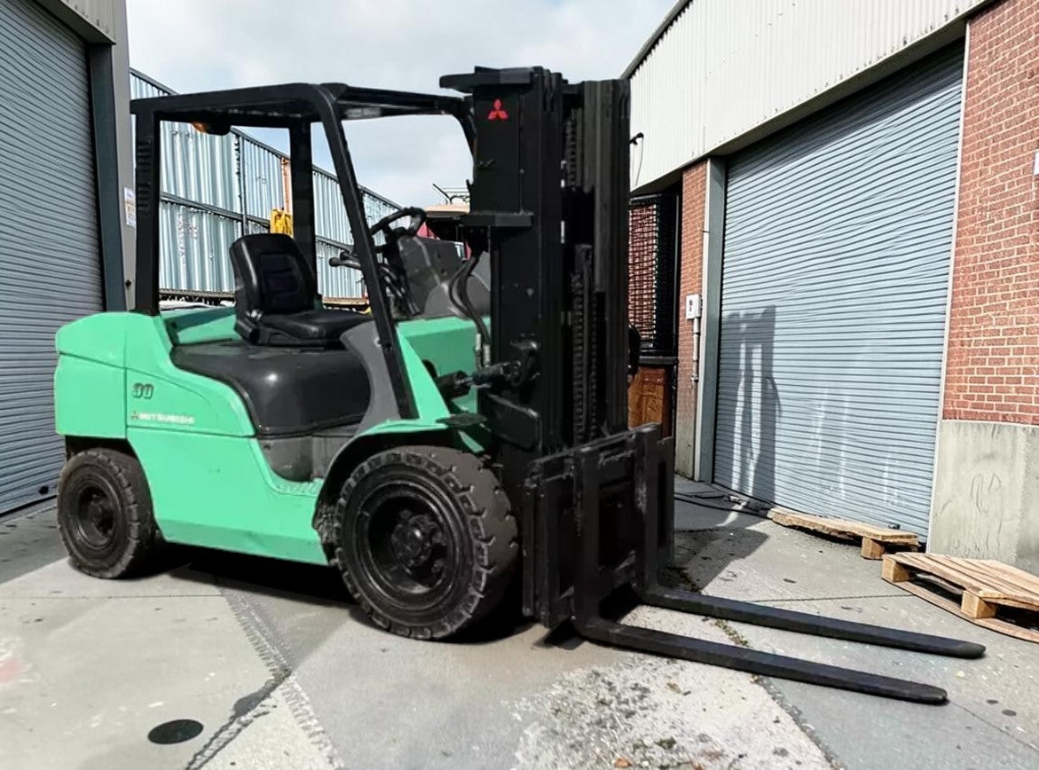 2010 MITSUBISHI FD30N RUNNING HOURS: 3083 H