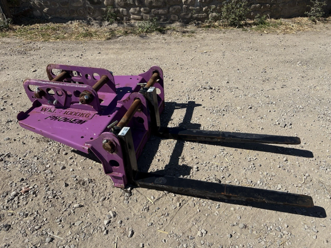 UNUSED PRODEM PALLET FORKS – 45MM PINS
