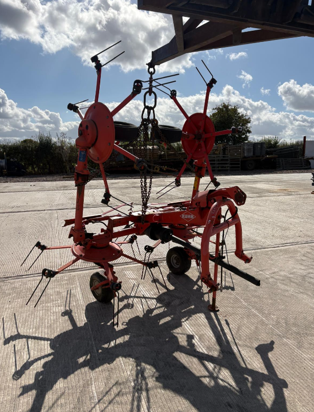 KUHN FOUR ROTOR TEDDER GF5001MH