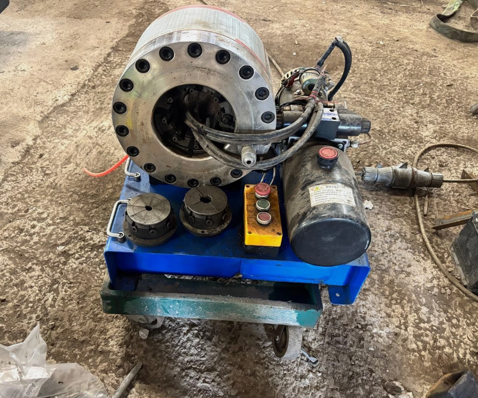 12V HYDRAULIC HOSE CRIMPER / SWAGER PORTABLE MOBILE HOSE PRESS