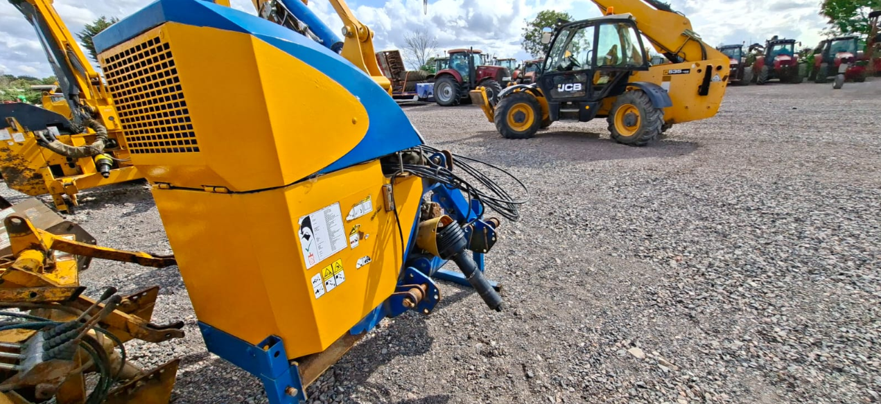 BOMFORD HAWK EVO 6 HEDGECUTTER